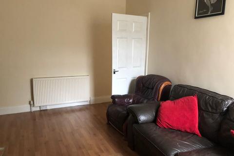 2 bedroom flat to rent, Benwell, Newcastle Upon Tyne  NE4