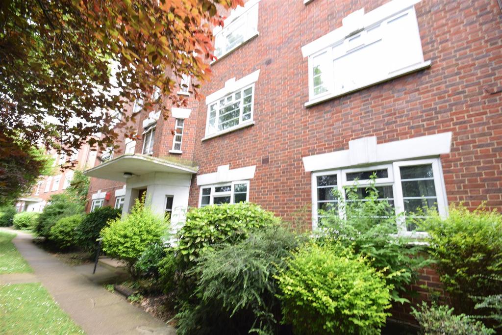 Merton Mansions, RAYNES PARK 1 bed flat £315,000