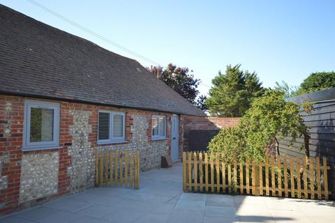 2 bedroom flat to rent, Home Farm Courtyard, Chichester Road, Selsey, PO20