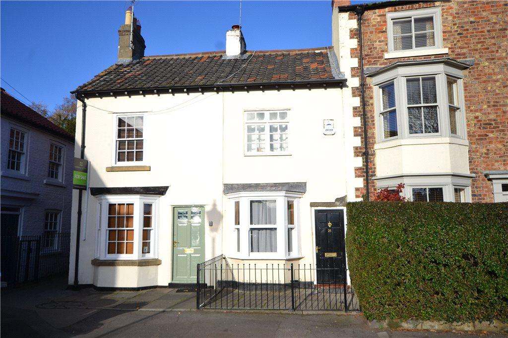 West Green, Stokesley, North Yorkshire 3 bed end of terrace house £