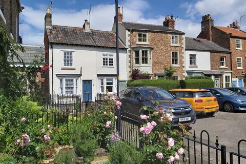 3 bedroom end of terrace house for sale, West Green, Stokesley, North Yorkshire