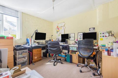 2 bedroom end of terrace house to rent - Cowley,  East Oxford,  OX4