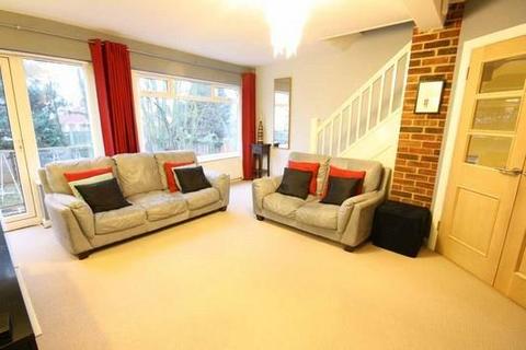 4 bedroom townhouse to rent, Staines Road East,  Sunbury-On-Thames,  TW16