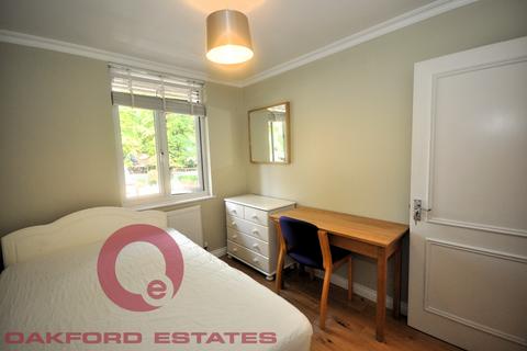 4 bedroom flat to rent, Keighley Close, Camden, London N7