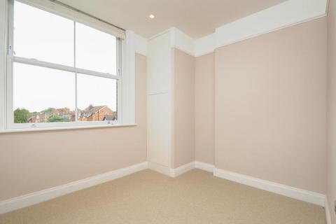 undefined, Sheen Park,  Richmond,  TW9