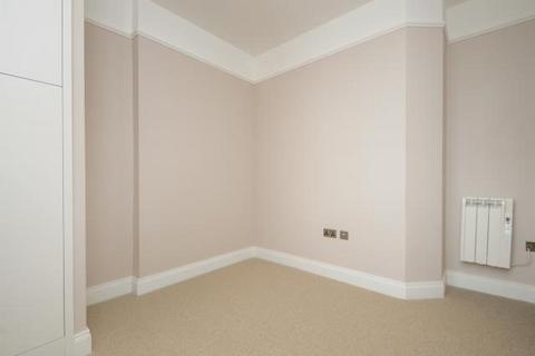 undefined, Sheen Park,  Richmond,  TW9