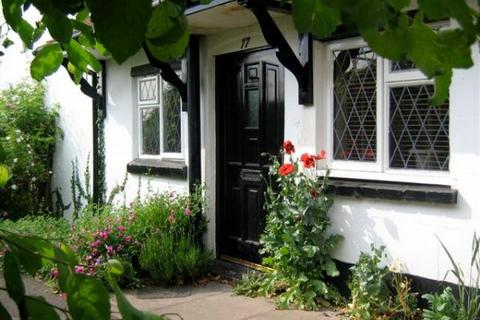 2 bedroom house to rent, Gospel End Street, DY3