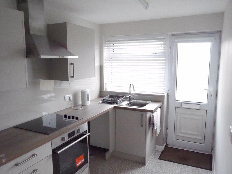Hurst Road, Bilston 1 bed apartment to rent £695 pcm (£160 pw)
