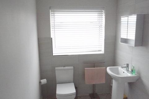 1 bedroom apartment to rent - Hurst Road, Bilston