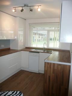 3 bedroom maisonette to rent, Brockworth Close, Kingston Upon Thames