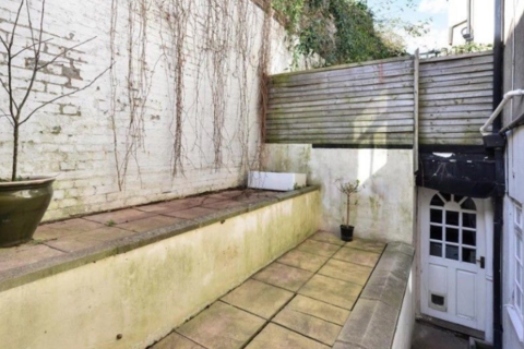 1 bedroom apartment to rent, Trinity Street, Brighton BN2