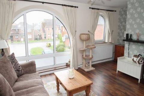 2 bedroom terraced house to rent, EATON BRAY