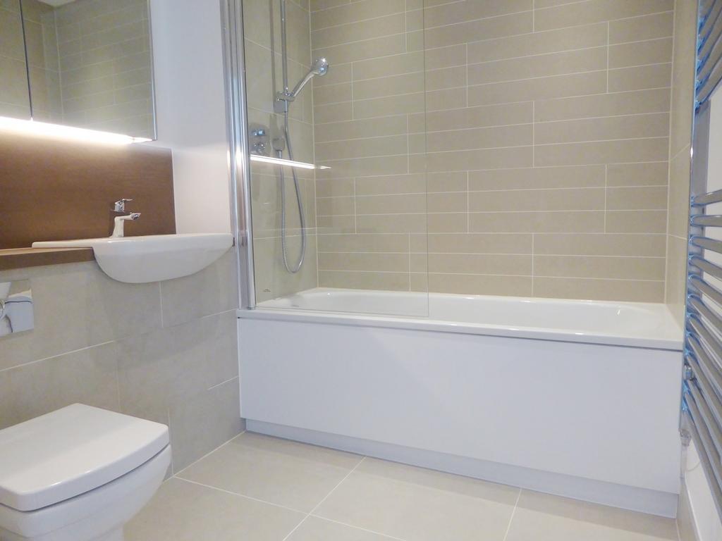 Apartment in Reading, Katesgrove, Newtown - View 5
