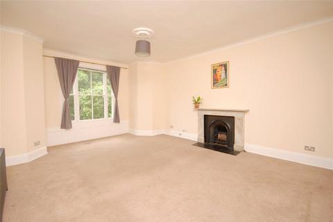 3 bedroom apartment to rent, Vanbrugh Park, London, SE3