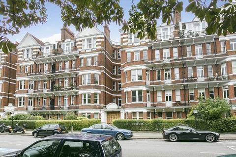 1 bedroom apartment to rent, Prince of Wales Mansions, SW11