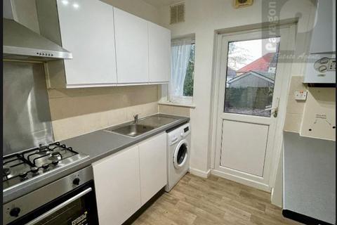 2 bedroom maisonette to rent, Haydon Close, Kingsbury, NW9