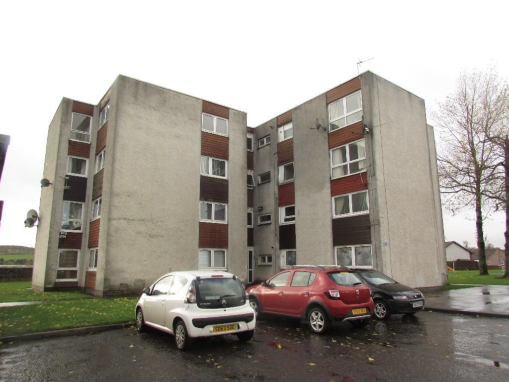 McTurk Court, Cumnock KA18 2 bed flat for sale £30,000