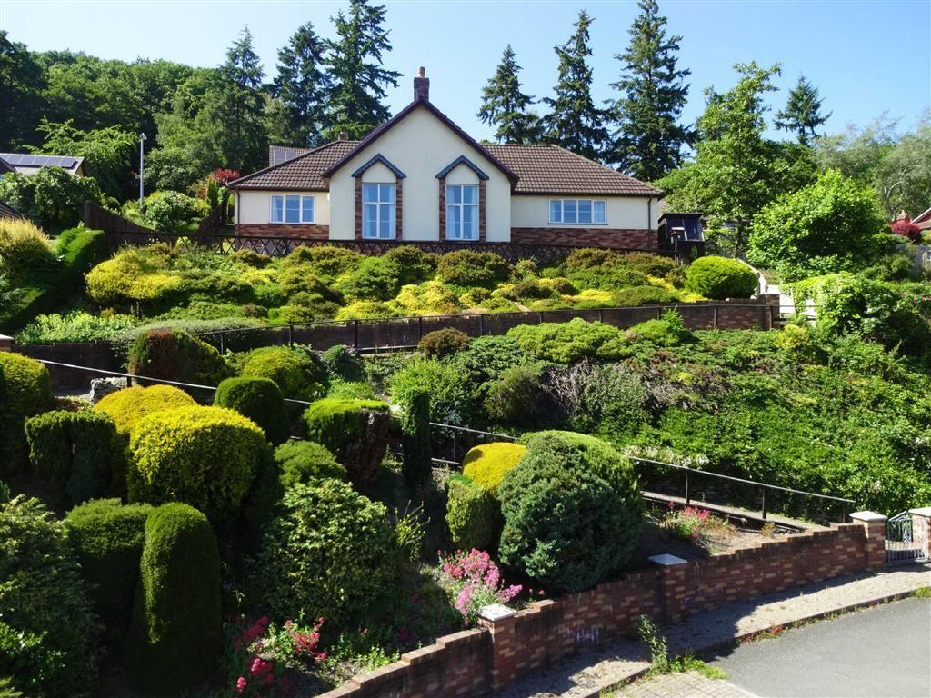 Trefgarn, 12, Plas Hafren, Milford Road, Newtown, Powys, SY16 3 bed