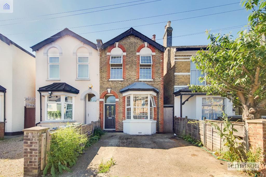 Cavendish Road, Colliers Wood, SW19 2EU 4 bed semidetached house £