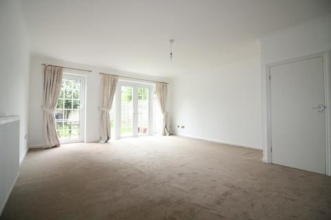 3 bedroom terraced house to rent, Linkfield Lane, Redhill