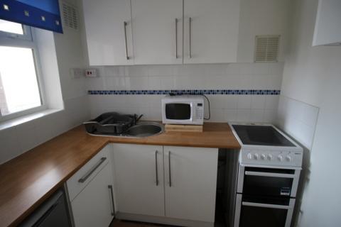 Studio to rent, Southborough Terrace Leamington Spa