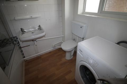 Studio to rent, Southborough Terrace Leamington Spa