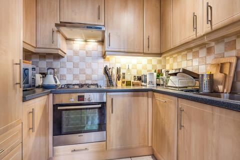 1 bedroom apartment to rent, Sutherland Avenue,  Maida Vale,  W9