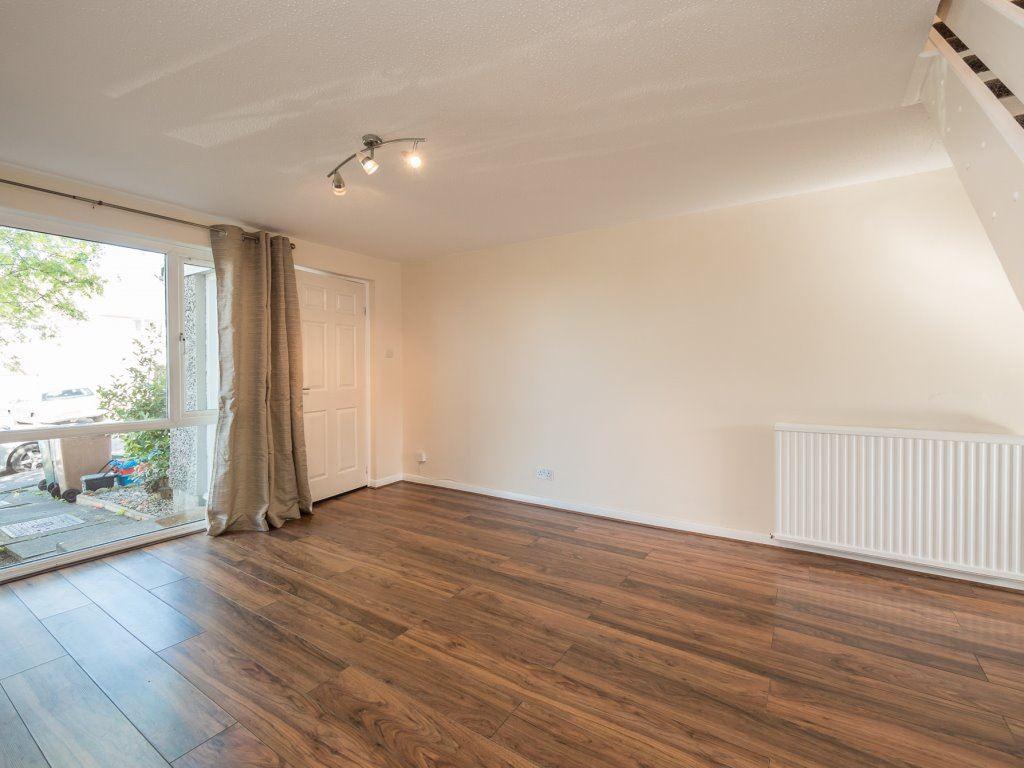 CURRIEVALE DRIVE, CURRIE, EH14 5TH 2 bed terraced house £875 pcm (£