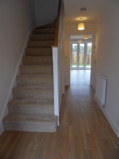 2 bedroom end of terrace house to rent, Teasel Way, Lindfield RH16