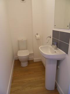 2 bedroom end of terrace house to rent, Teasel Way, Lindfield RH16