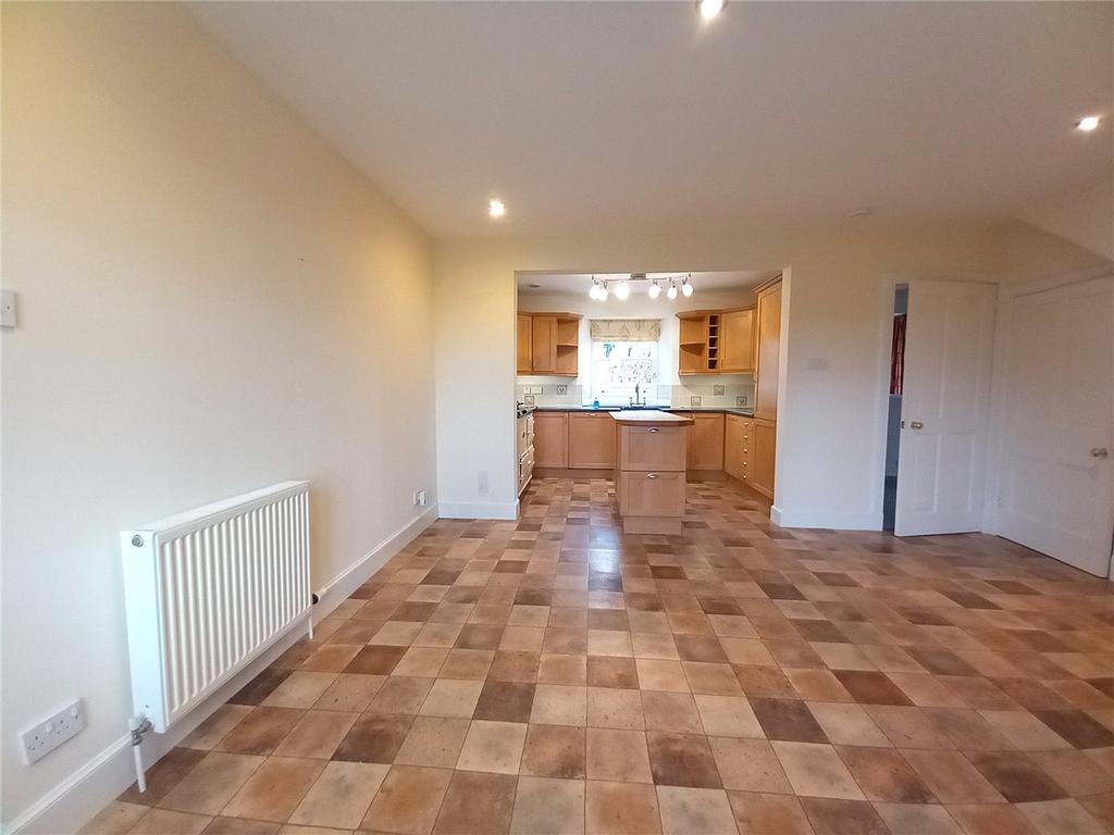 Kitchen &amp; Dining