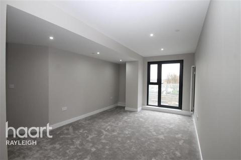 2 bedroom flat to rent - Beaumont Court, Southend-On-Sea