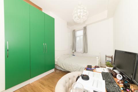 undefined, Acre Lane, London SW2