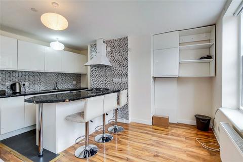 3 bedroom apartment to rent, Essex Road, Islington, Angel, London, N1