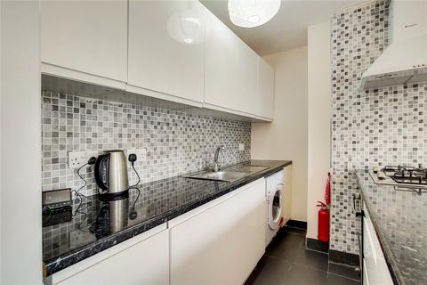 3 bedroom apartment to rent, Essex Road, Islington, Angel, London, N1