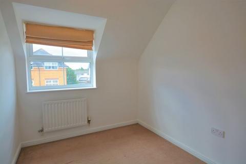 2 bedroom apartment for sale, Sydenham Gardens, Slough