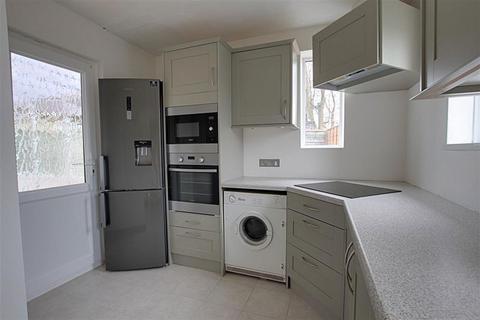 2 bedroom semi-detached house to rent, Haycombe Drive, Bath