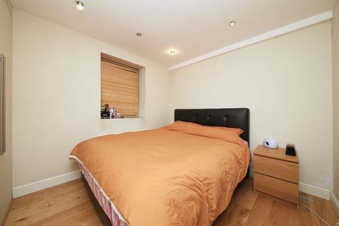 undefined, Redcliffe Gardens, Chelsea SW10