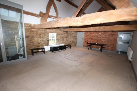 1 bedroom barn conversion to rent, Hound Hill Lane, Worsbrough