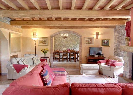 Castle with annex, swimming pool and panoramic vie