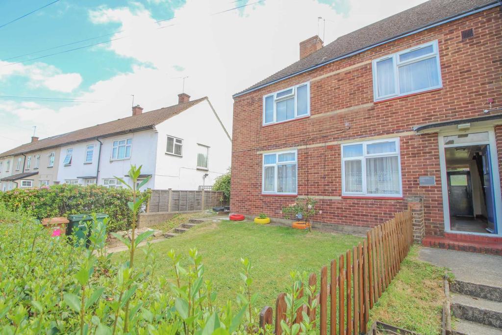 Prestwick Road, South Oxhey 1 bed flat £249,950
