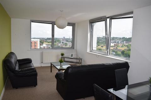 3 bedroom apartment to rent, Bispham House, Lace Street, liverpool