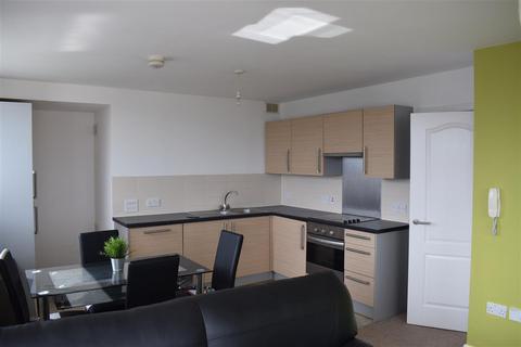 3 bedroom apartment to rent, Bispham House, Lace Street, liverpool