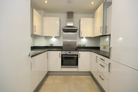 2 bedroom apartment to rent, Kidwells Close Maidenhead Berkshire