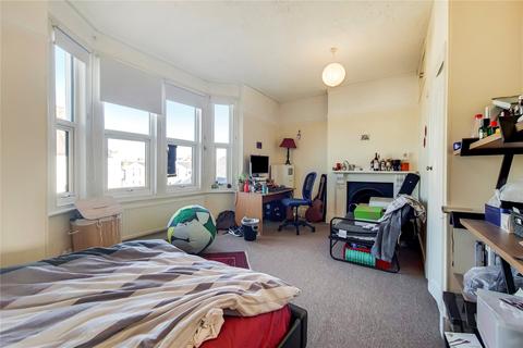 3 bedroom flat to rent - Battersea Rise, London