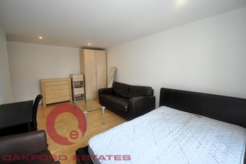2 bedroom flat to rent, William Road, Euston, London NW1