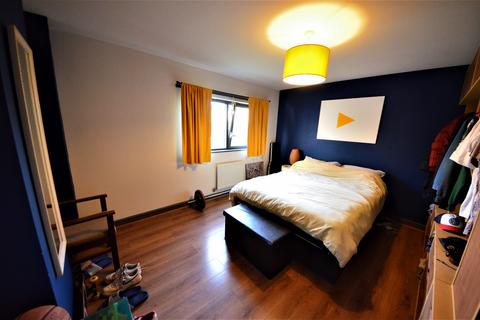 1 bedroom apartment for sale, Cottage Road, London N7