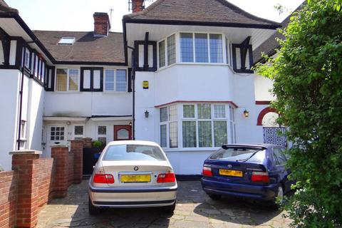 4 bedroom semi-detached house to rent, Highfield Avenue, Golders Green