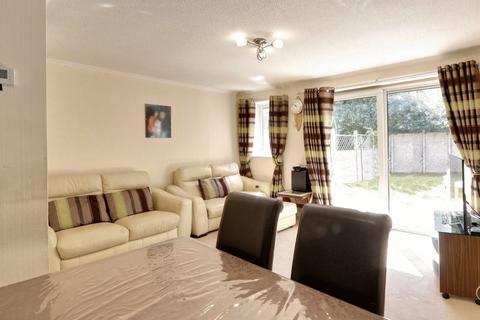 undefined, Elmgrove Crescent, Harrow