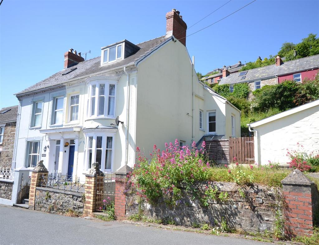 St Dogmaels 3 bed semidetached house £195,000